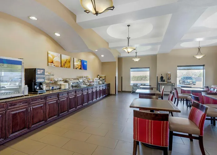 Comfort Suites Benbrook - Fort Worth Southwest